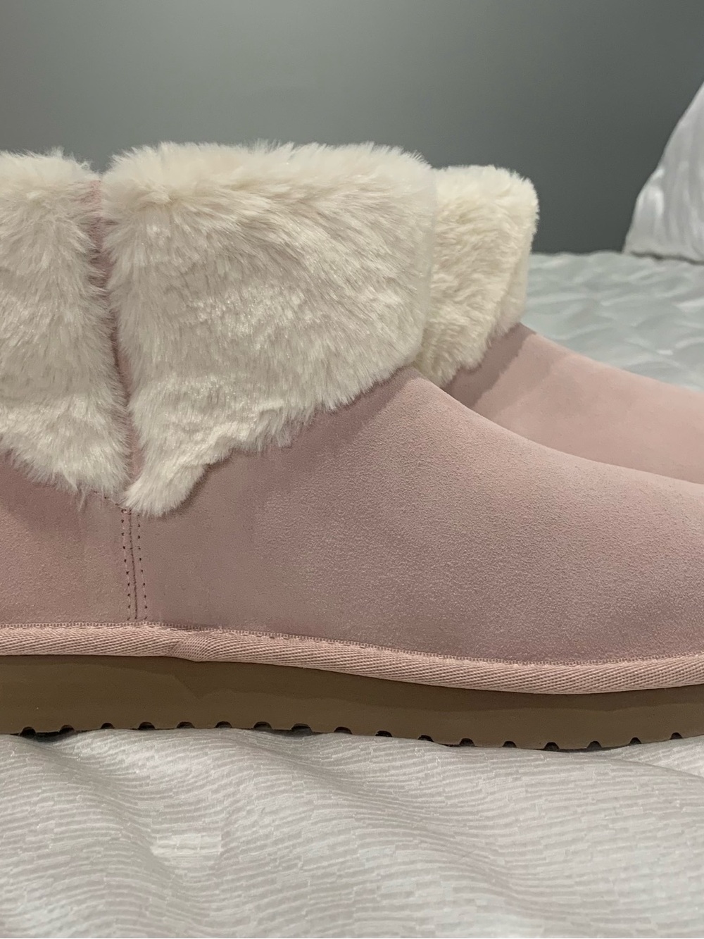 NEW Koolaburra by UGG Womenโs Aubrei Pink Winter Booties, ankle boots, Size 10 M